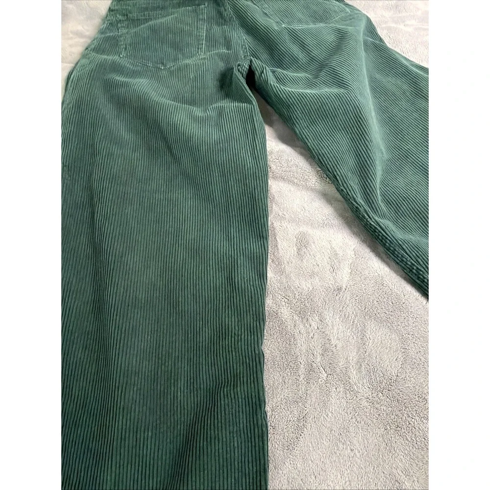 Vintage Bugle Boy New Denim Basics Loose Fit Green Corduroy 30x30 Pants